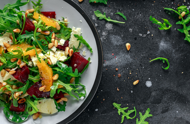 Bunter Salat mit Rote Bete Chutney